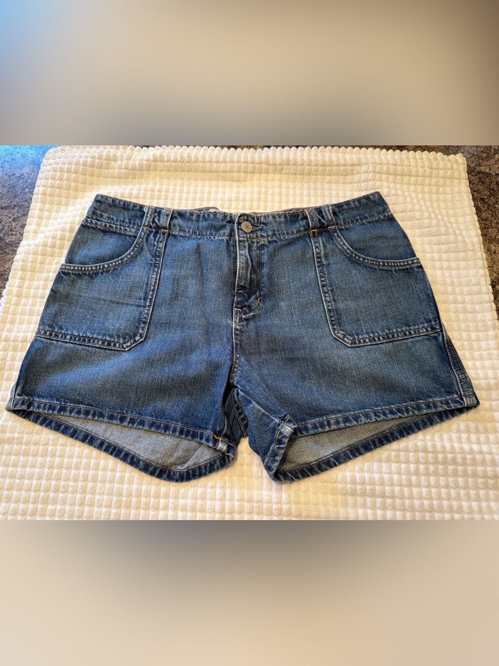 GAP Women's Denim Short - Medium Blue